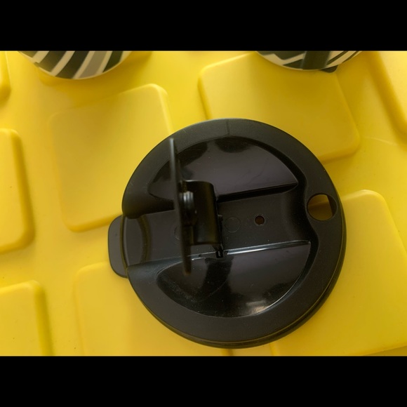 Dallas Cowboys 32oz cup with flip cap lid - Picture 4 of 4